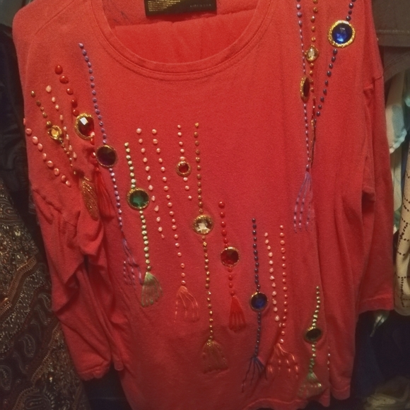 see pic Tops - PINK BLOUSE with art work
